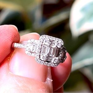 Na Hoku Art Deco style ring, size 6.75